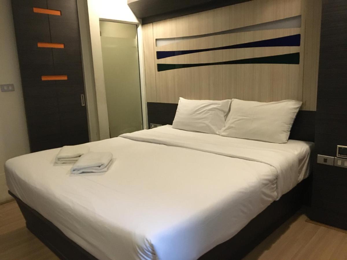 Orion Rooms Sukhumvit 11 Bangkok Exterior photo
